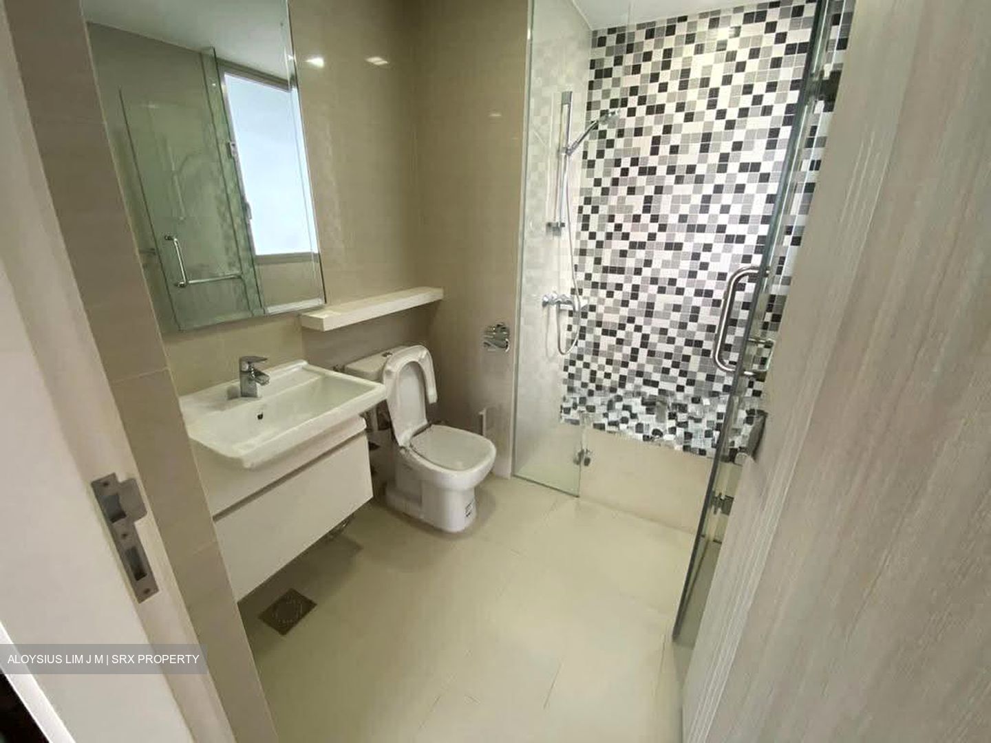 Sea Esta (D18), Condominium #601579311